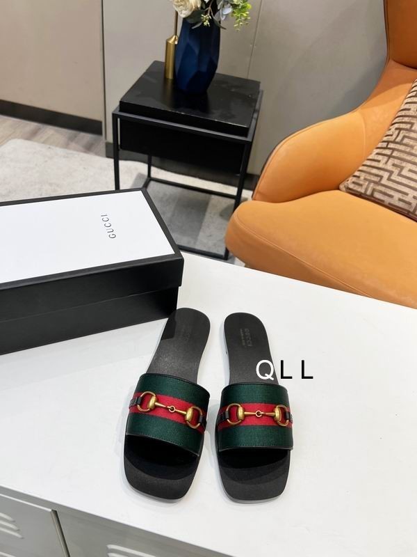 Gucci Women's Slippers 340